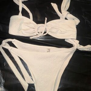 Elegant White Textured Bikini Set